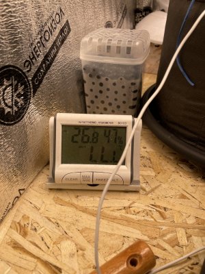 показания прибора 2 внутри.JPG